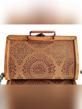 Vintage Embossed Leather-Style Travel Case in Tan and Brown